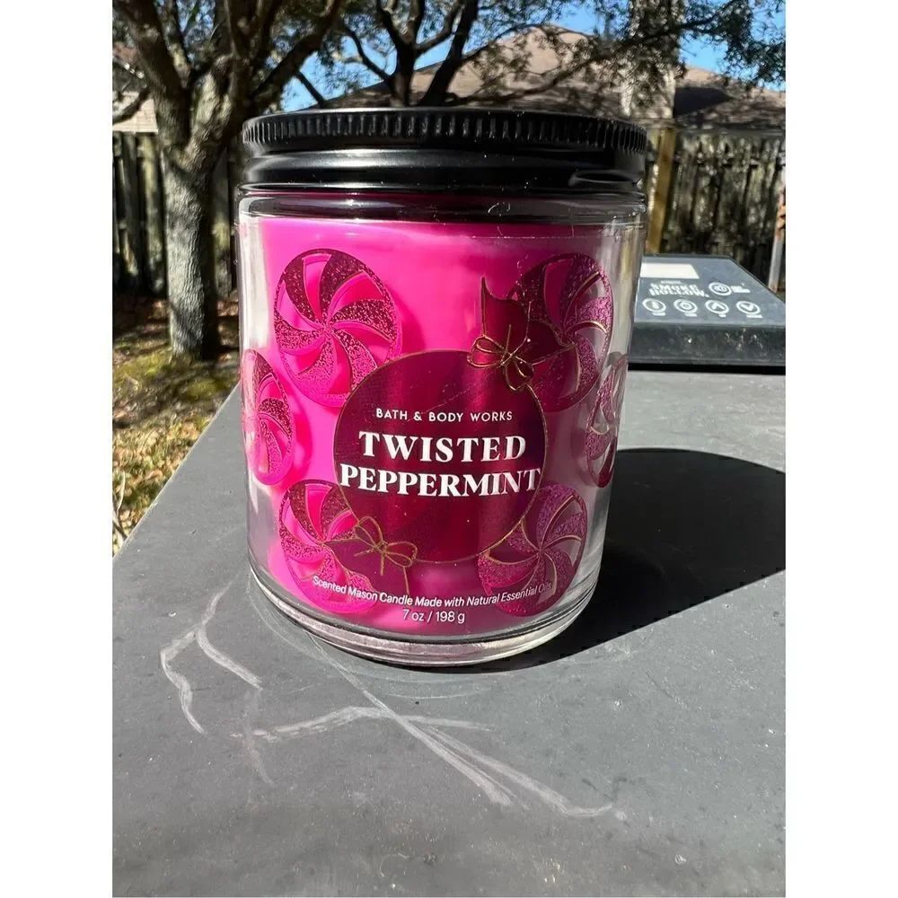 Bath & Body Works 7 Oz Scented Candle Twisted Peopermint 1 Wick Mason Jar New